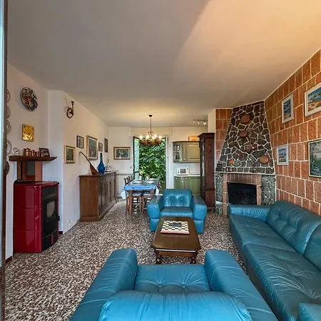 Villa Tra E Montagna Casasco Intelvi